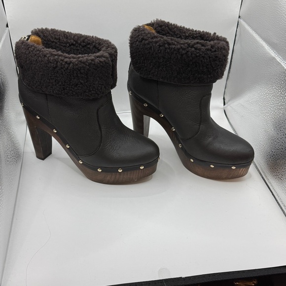 Eli Tahari Black Leather Shearling-Lined Convertible Platform Ankle Boots 37 - Picture 10 of 17